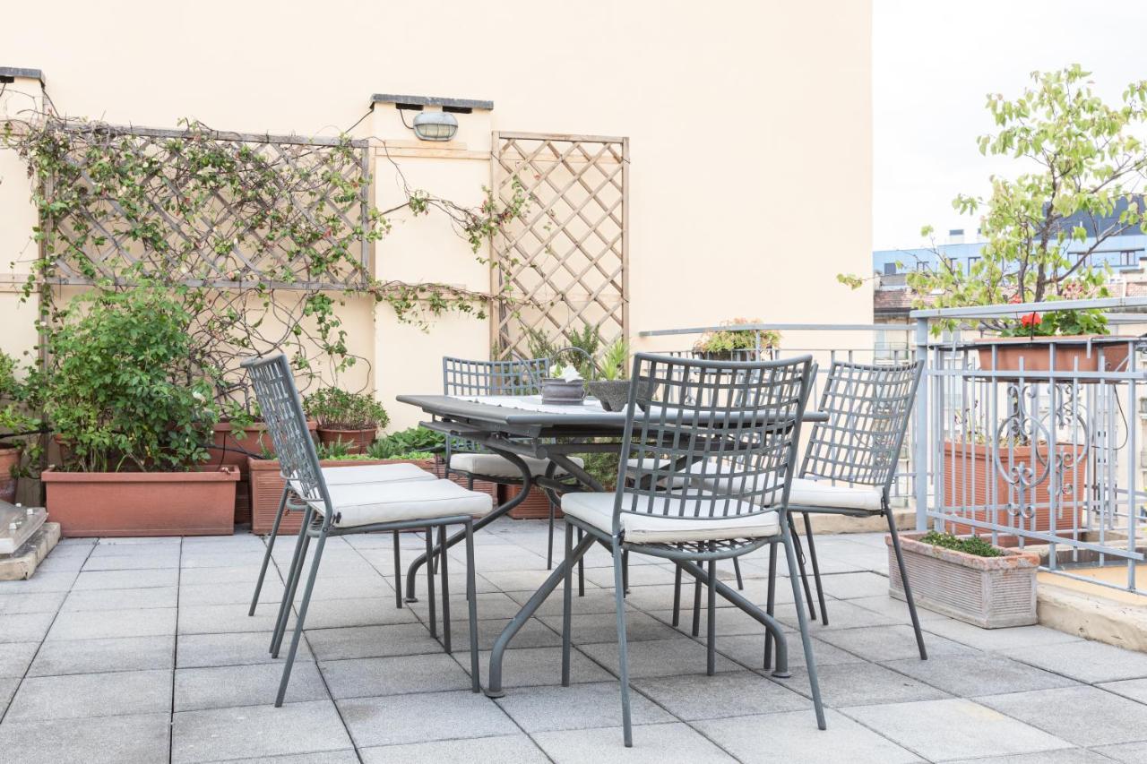 Sempione Split-Level Terrace Apartment - Top Collection Milánó Kültér fotó